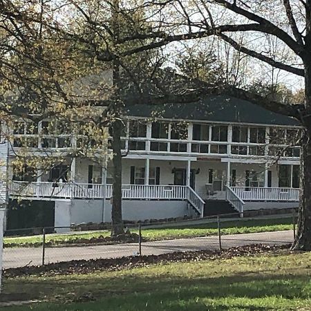 מלון Pikeville Mitchell Manor At Fall Creek Falls מראה חיצוני תמונה